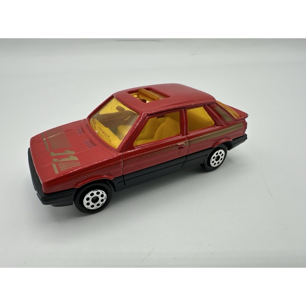 Vintage Majorette No 275 Renault 11 Red Diecast Car 1/54 France